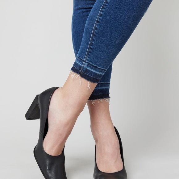 SPANX Distressed Ankle Skinny Jeans, Medium Wash pull on medium - Picture 8 of 16